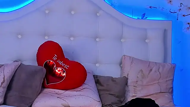 TinyBlairのライブXXXチャット