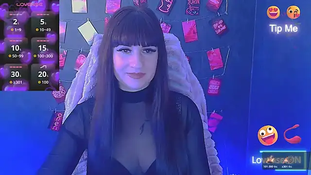 Chatroom XXX en direct de Violla_My