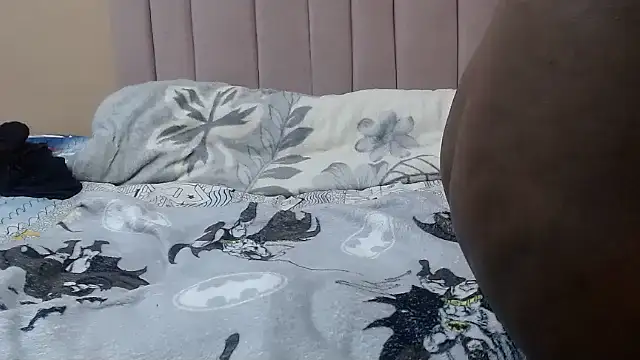 Živý XXX chat ThickDiva99