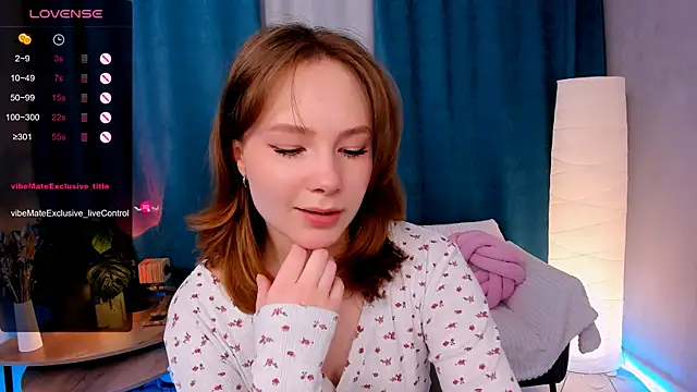 LanaBlu_: онлайн-секс-чат