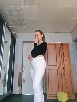 Evelina_cute Chat XXX in diretta