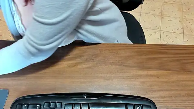 NikkiHolland's Webcam Show