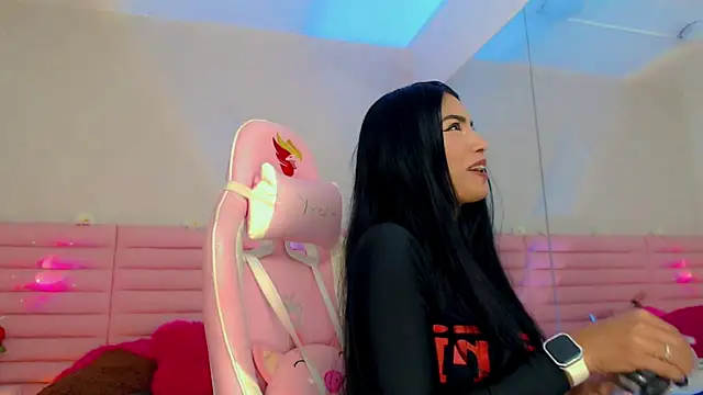 XXX chat uživo modela estefany_squirt1