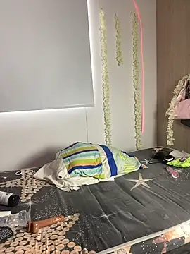 Velma_star 라이브 XXX 채팅