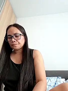 XXX chat uživo modela kittybabe69