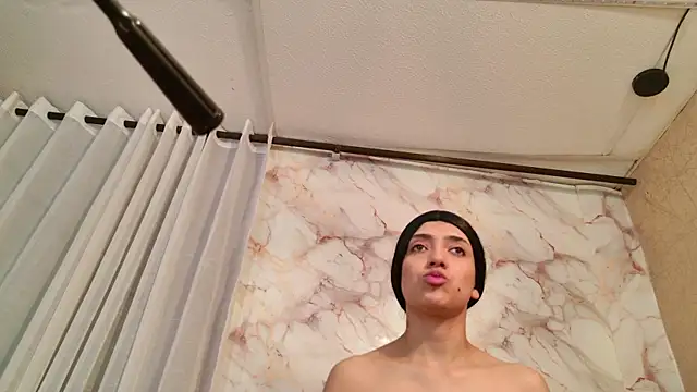 MichaelRossexxx Chat XXX in diretta