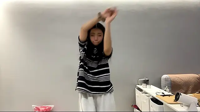 SweetMiaXO's Live XXX Chat