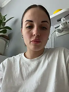 AmiLavs élő XXX-chatje