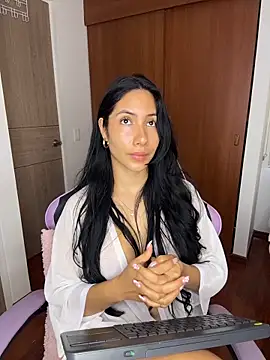 ArianaReynoldss Live XXX-Chat