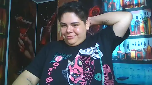 Chat XXX en directo de Hailey_Curvy