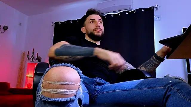 MightyAaron66 Adlı Modelin Web Kamerası Şovu