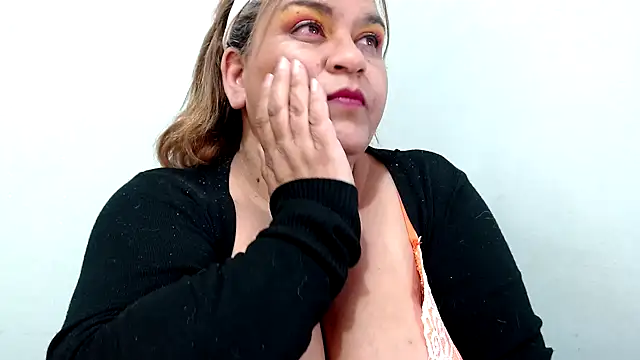 แชท XXX สดของ NAILAH_SANZ