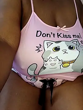 Queentittiex01 라이브 XXX 채팅