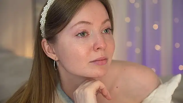 XXX chat uživo modela moan_elisa