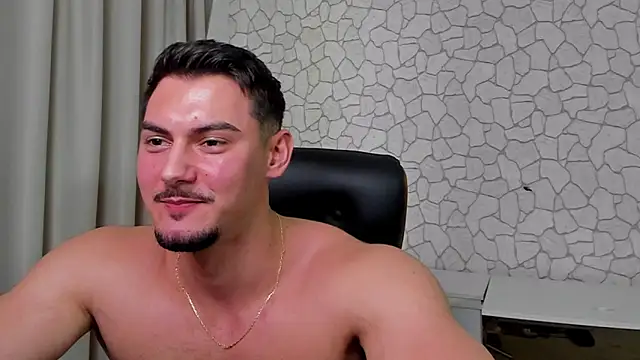 Živý XXX chat ClintMasters