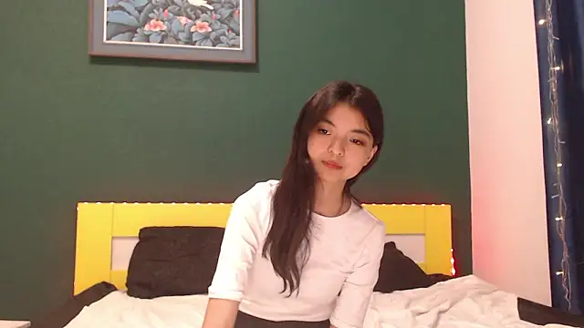 Chat XXX en directo de Shy_Kira