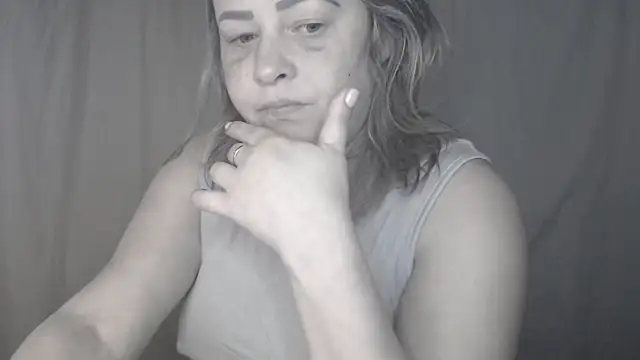 Chat +18 de 1BECHA1 ao vivo