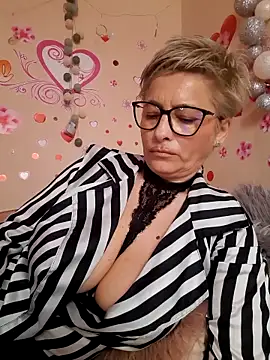 LunaBlaise Obrolan Langsung XXX