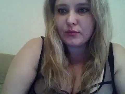 ParisMimi webkamerás műsora