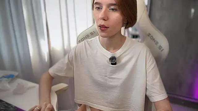 XXX chat uživo modela MyBabyLana