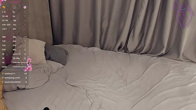 دردشة AnnettWildin الجنسية المباشرة