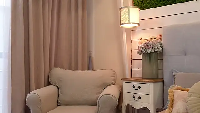 IsabellaMystyn Live XXX chat