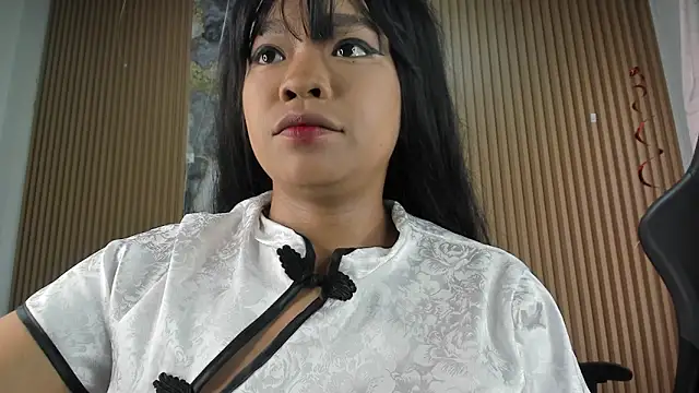 Czat XXX na żywo – Lili_16