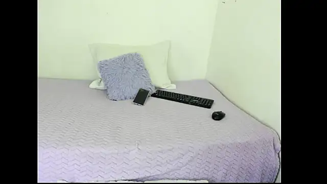 Pokazy przed kamerką – violetaebony