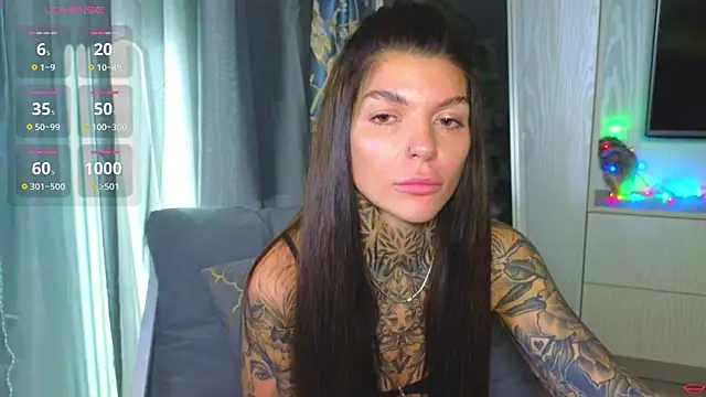 Show de tattooedBabyy na webcam