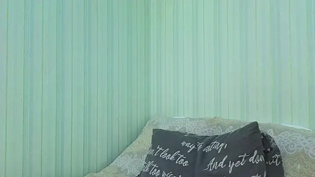 _Lily_ – Naživo XXX chat