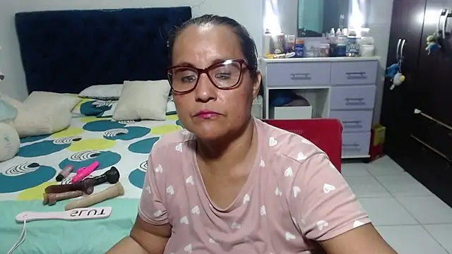 Czat XXX na żywo – pervert_mommy_