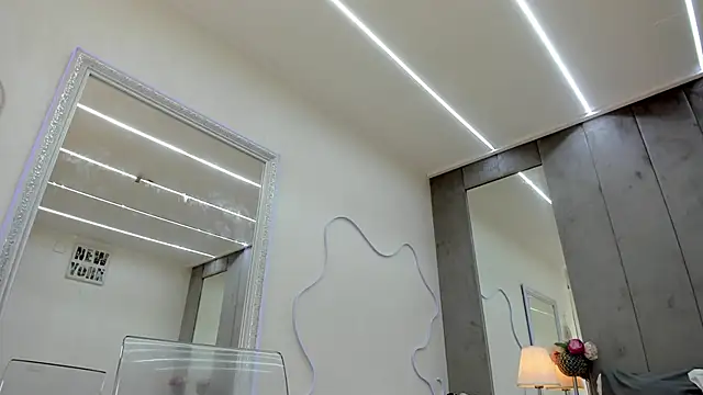 Yanna_miana 现场XXX聊天