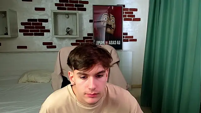 BradyFlint Chat XXX live