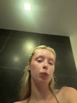 Sembang XXX Secara Langsung SunnyShiney