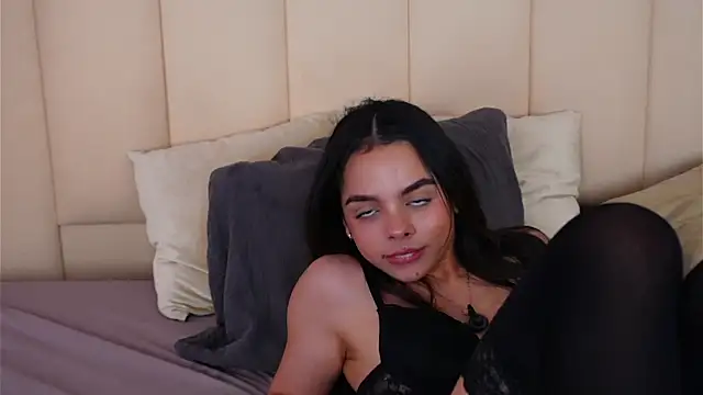 دردشة BambiRoses الجنسية المباشرة