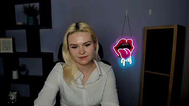 Chat +18 de SweetLilyxo ao vivo