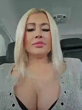 Chatroom XXX en direct de MILFBARBY