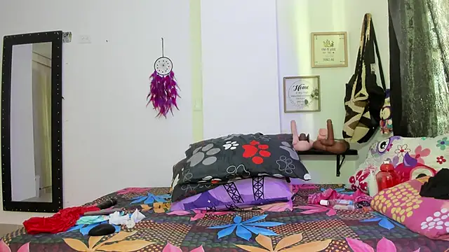 QUEEN_MANDY_BBW's Webcam Show