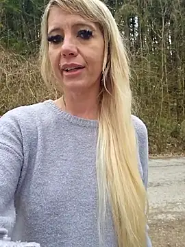 Sexy_Sparkling_'s Live XXX Chat