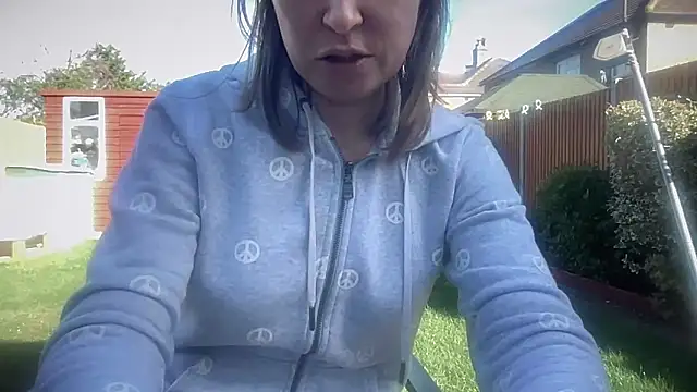 eatmypie69 Chat XXX in diretta