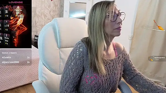 Scarlett_079: απευθείας συνομιλία ΧΧΧ