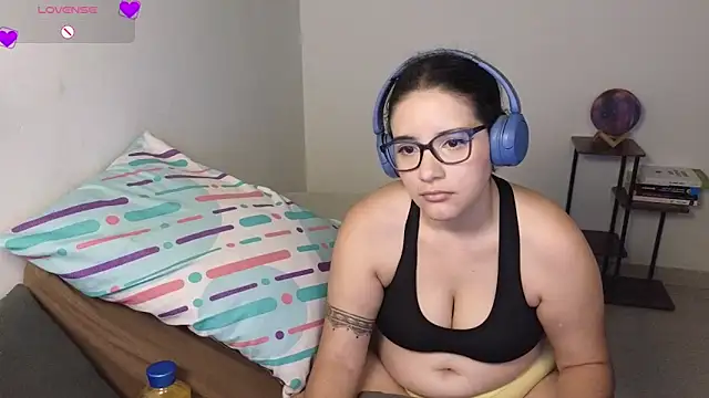 blue__moon_ Live XXX Chat