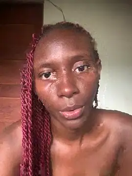 Tertiuo Adlı Modelin Canlı XXX Sohbeti