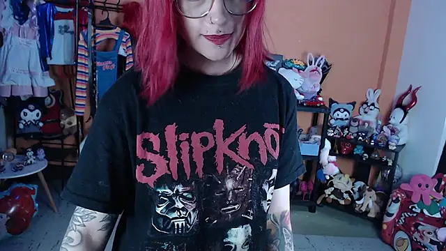 MissMiia2 élő XXX-chatje