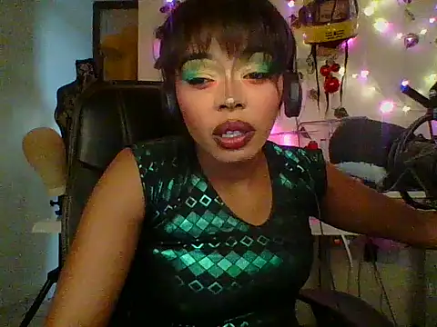 Anaconda2350 Live XXX-Chat