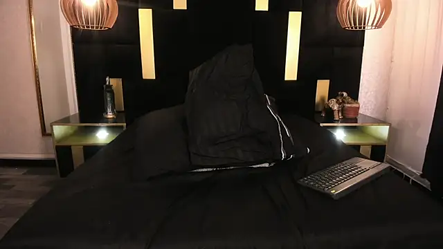 Czat XXX na żywo – Lucio__Fox