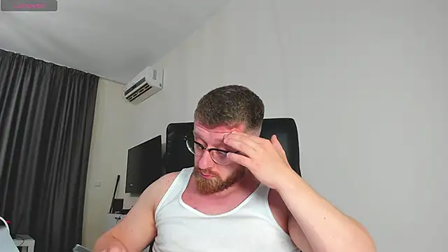 Findom_guy লাইভ XXX চ্যাট