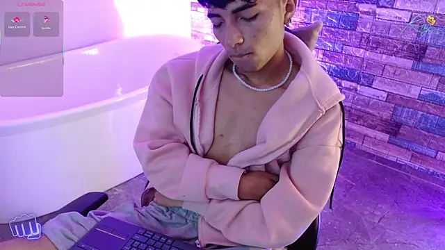 osamu_tay Pertunjukan Webcam