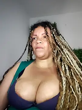 Eva_Luxei élő XXX-chatje