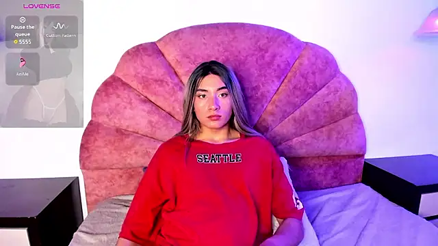 brihanna-young: вебкам-шоу